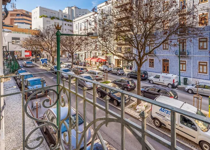 Guestready - Saldanha Building Castle Apartament Lizbona